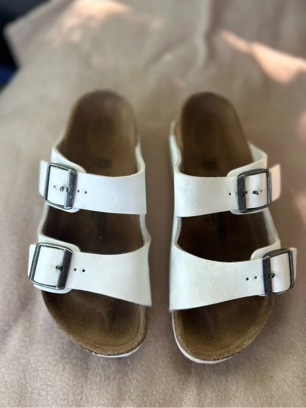 Birkenstock Arizona White Kids Two-Strap Sandals size 2(33))